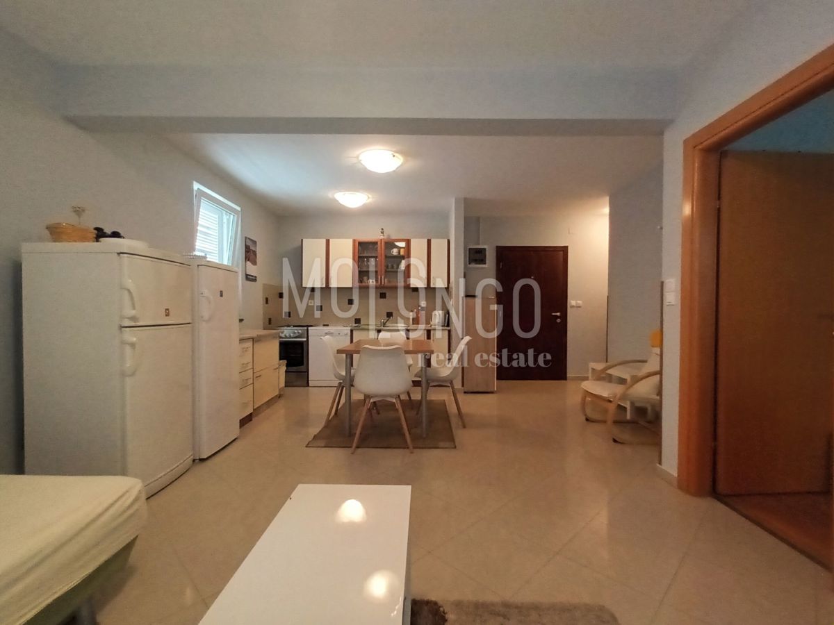 SELCE, appartamento 2 camere, terrazzo, vista mare, parcheggio