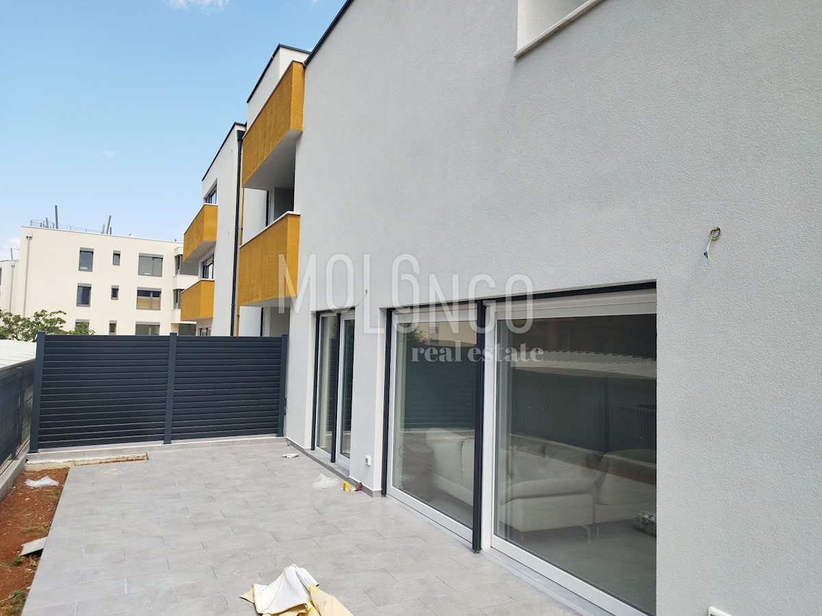 Appartamento/appartamento Novigrad, 64m2