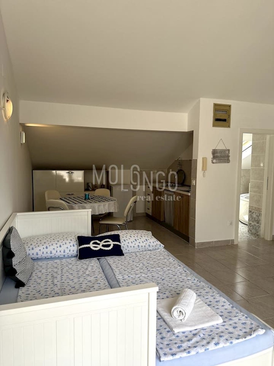 Appartamento/appartamento Njivice, Omišalj, 150m2