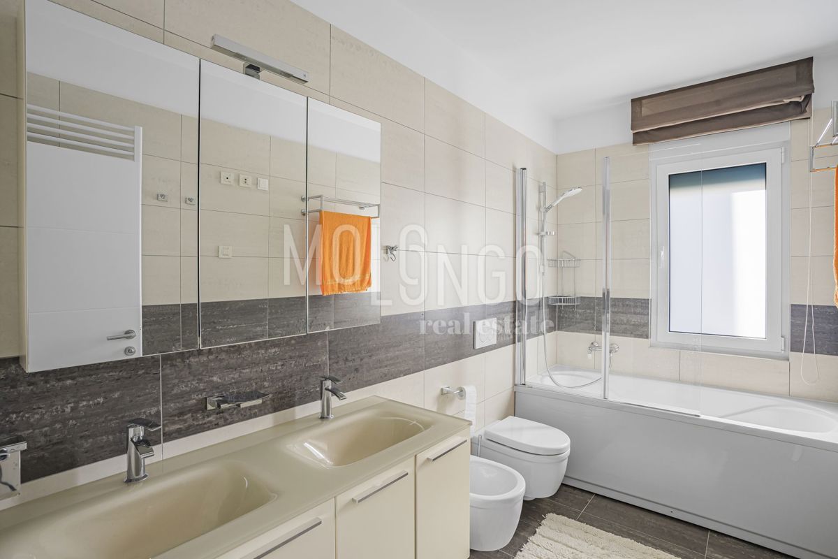 Appartamento/appartamento Kantrida, Rijeka, 110,30m2