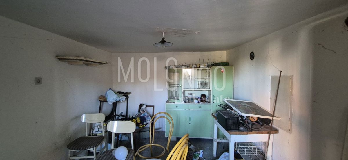 CRIKVENICA, due case in una posizione tranquilla!