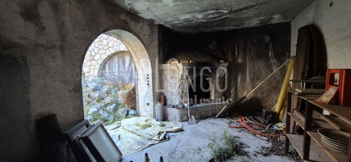 CRIKVENICA, due case in una posizione tranquilla!