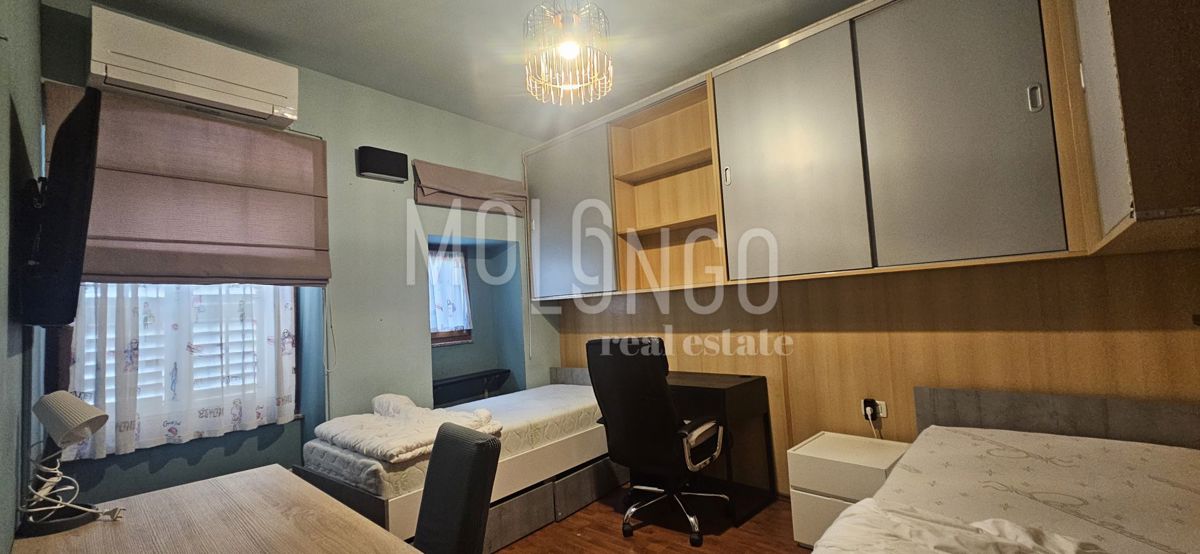 Appartamento/appartamento Poreč, 77m2