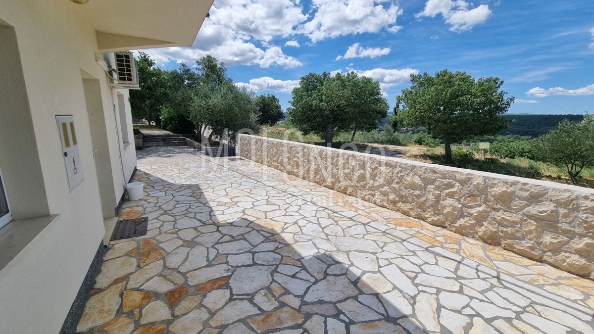 Casa Kruševo, Obrovac, 122m2