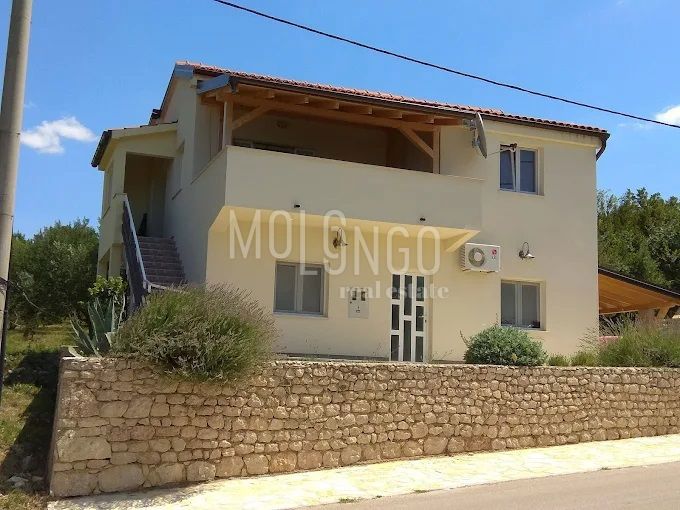 Casa Kruševo, Obrovac, 122m2