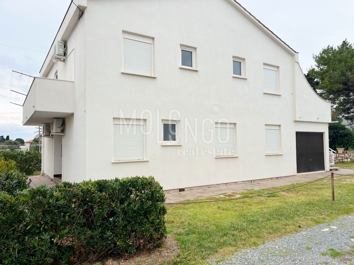 Casa Barbat na Rabu, Rab, 250m2