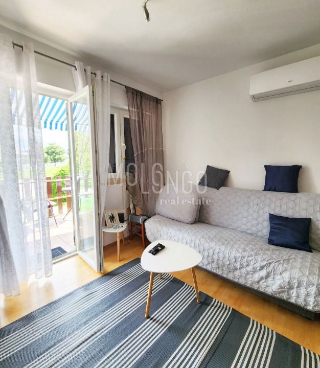 ISTRA, POREČ stan 1s+db savršena lokacija blizu mora