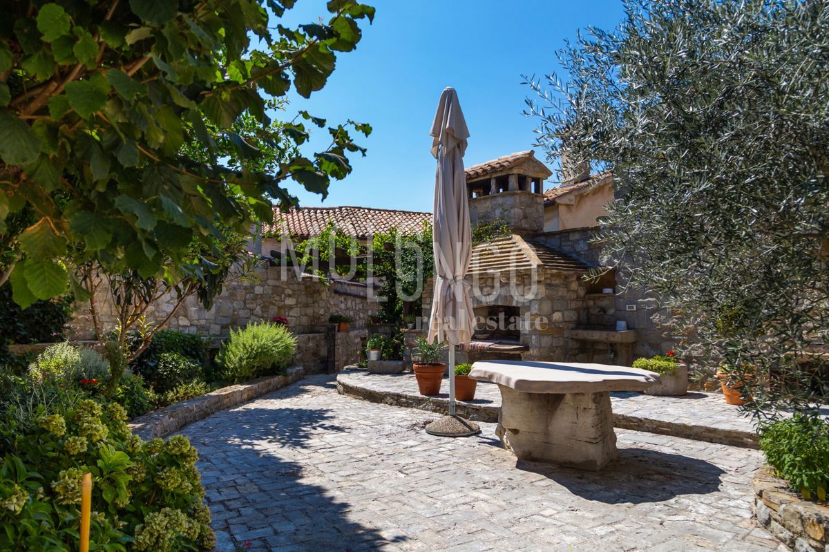 Casa Gračišće, 400m2