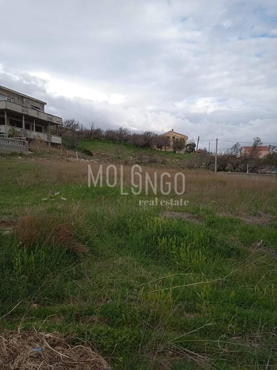 Terreno Dinjiška, Pag, 670m2