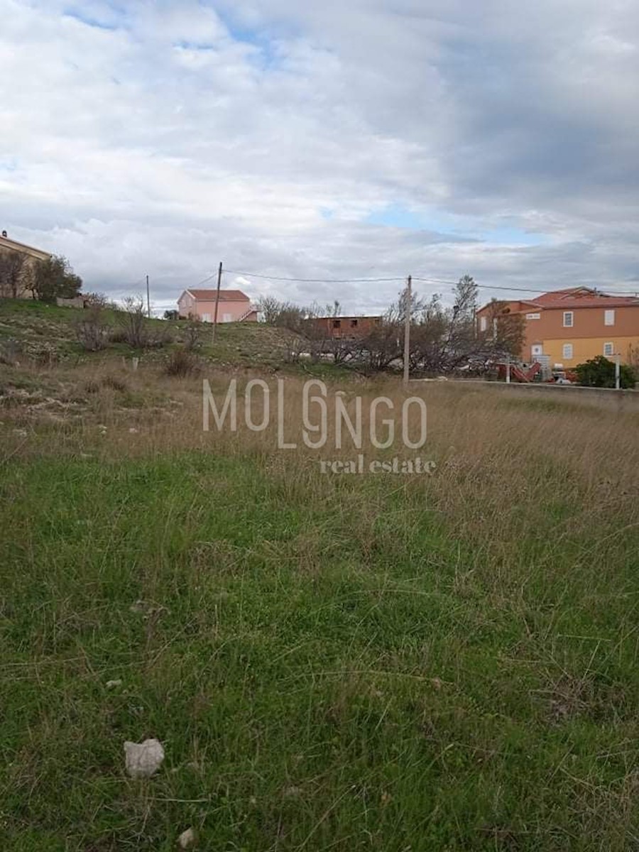 Terreno Dinjiška, Pag, 670m2