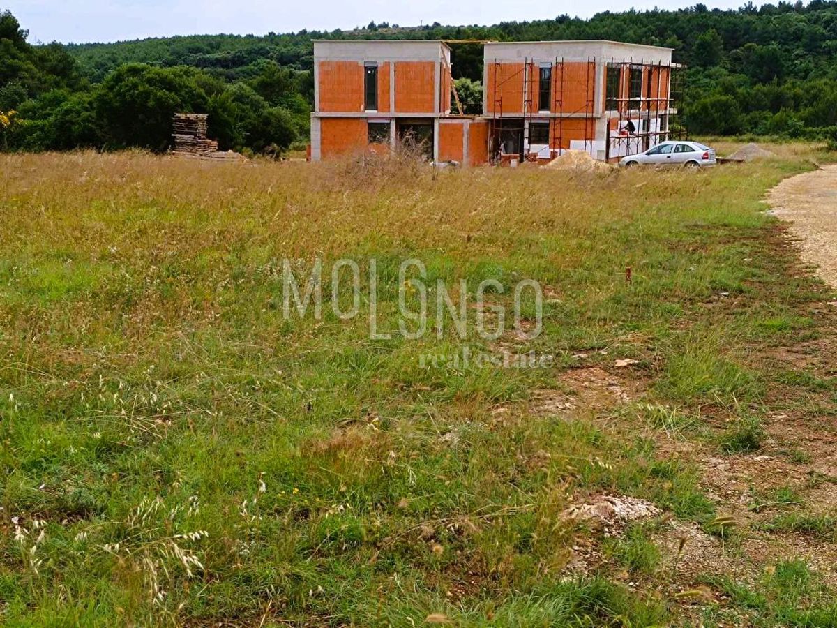 Terreno Banjole, Medulin, 1.500m2