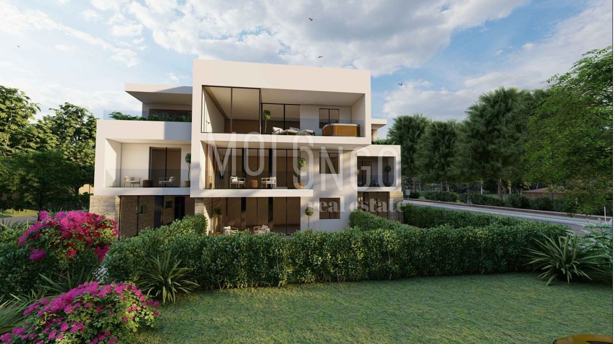 ISTRA, POREČ Appartamento top con piscina, a 800 m dal mare.