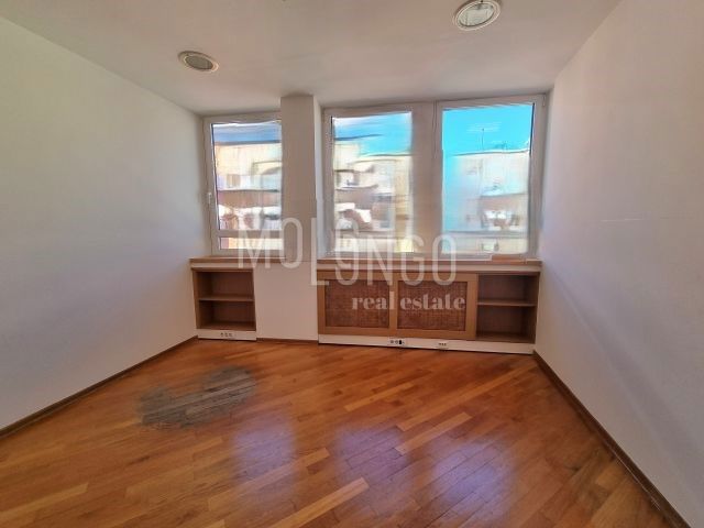 Commerciale Brajda, Rijeka, 107m2