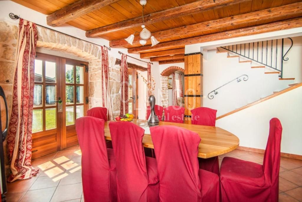 Casa Pinezići, Marčana, 182m2