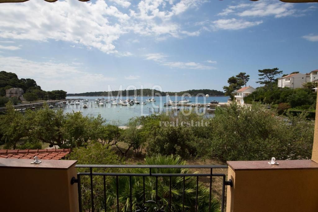 Albergo Palit, Rab, 700m2