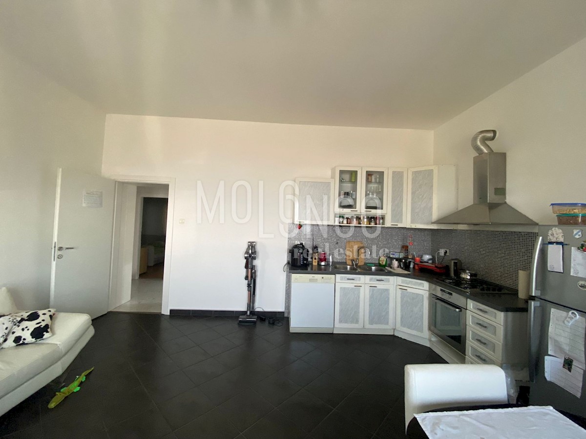 Appartamento Kantrida, Rijeka, 83m2