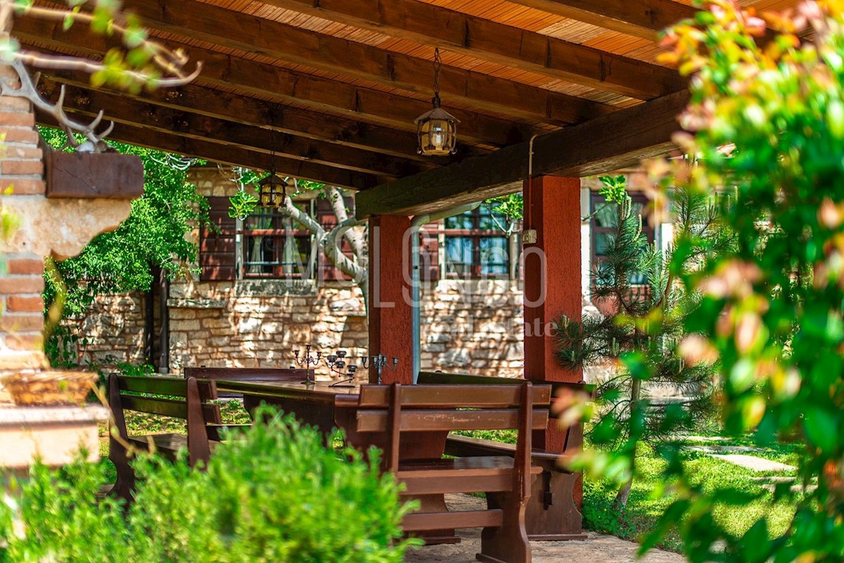 Casa Žminj, 300m2