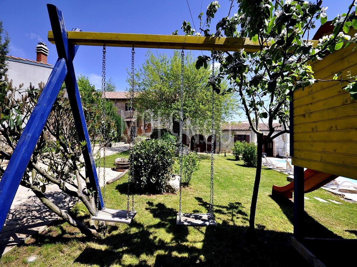 Casa Žminj, 300m2