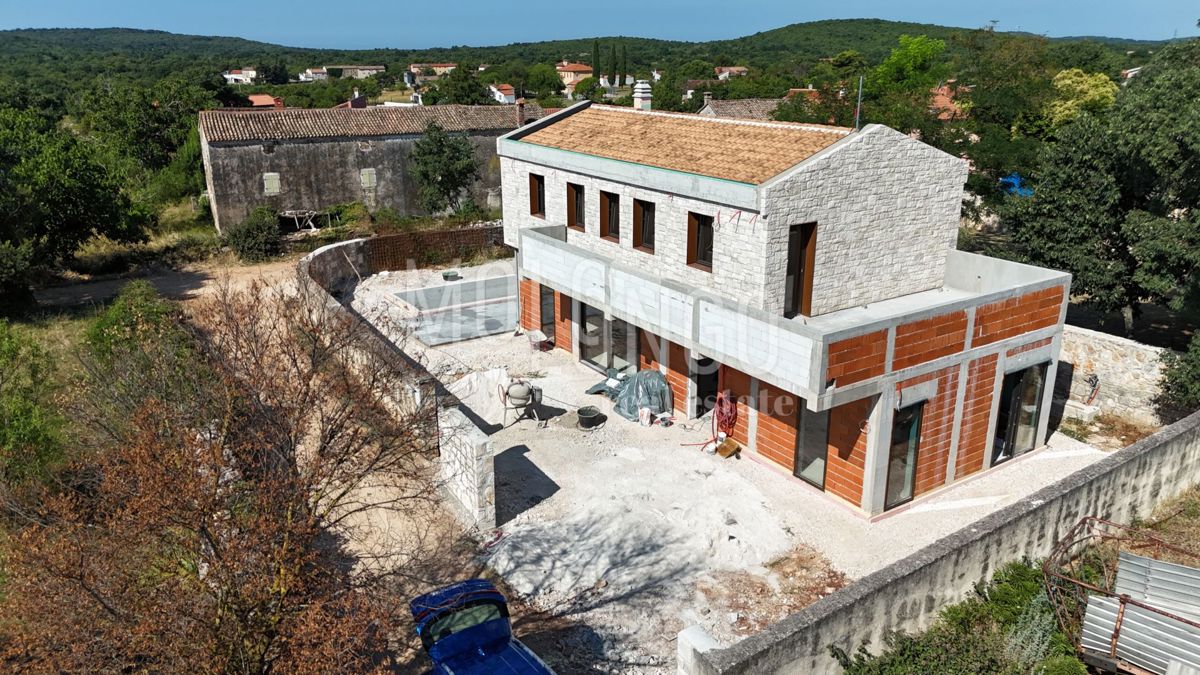 ISTRA, BALE - Villa di lusso nel cuore dell'Istria – perfetta fusione di moderno e tradizionale