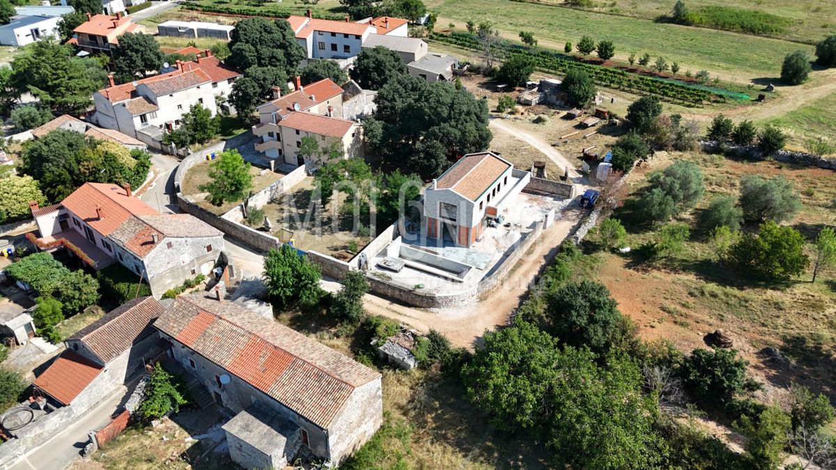 ISTRA, BALE - Villa di lusso nel cuore dell'Istria – perfetta fusione di moderno e tradizionale