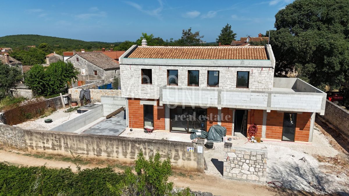 ISTRA, BALE - Villa di lusso nel cuore dell'Istria – perfetta fusione di moderno e tradizionale