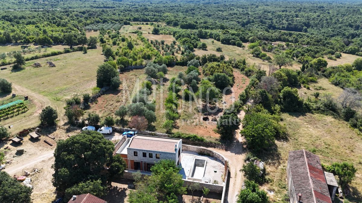 ISTRA, BALE - Villa di lusso nel cuore dell'Istria – perfetta fusione di moderno e tradizionale