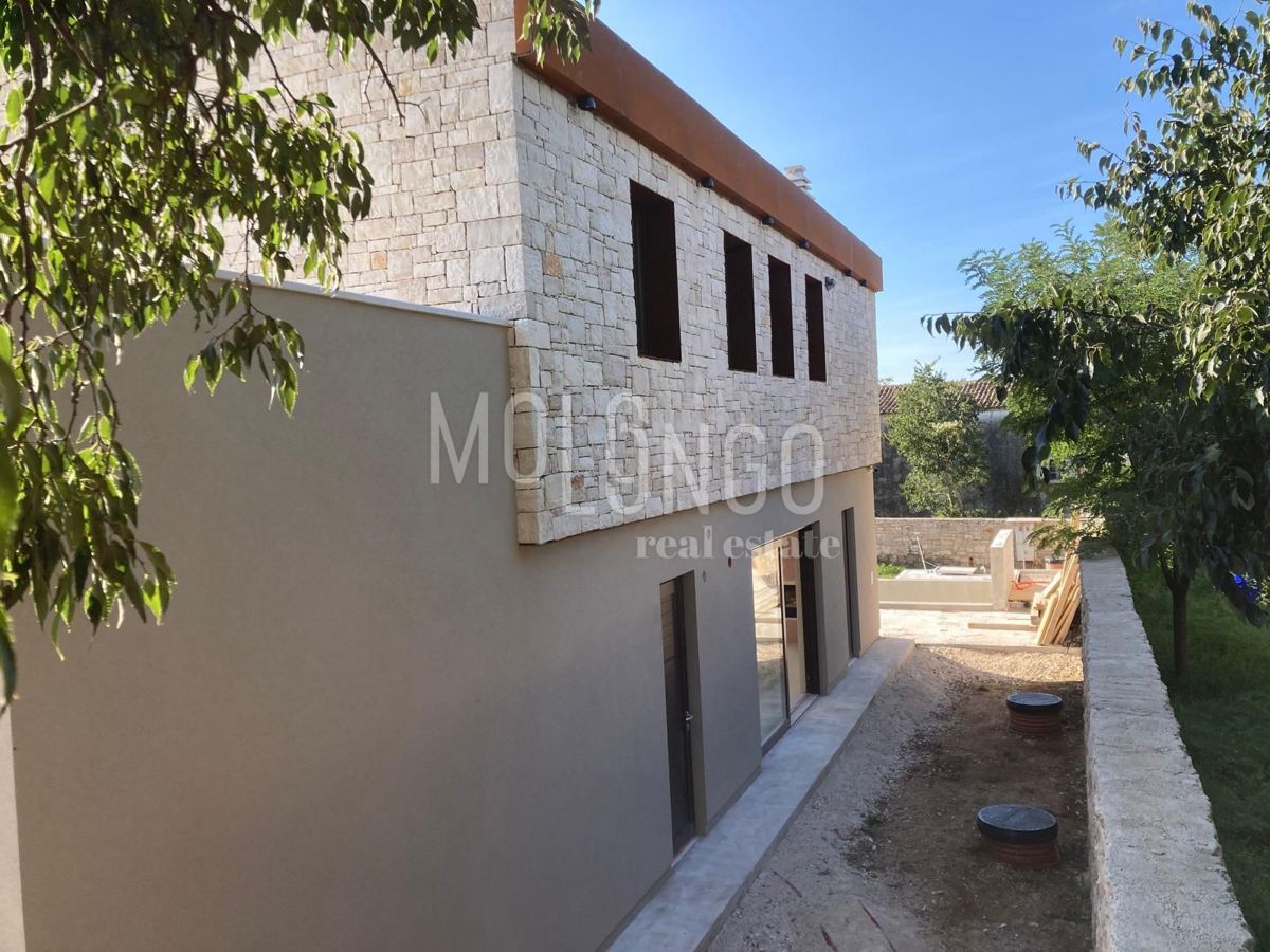 ISTRA, BALE - Villa di lusso nel cuore dell'Istria – perfetta fusione di moderno e tradizionale