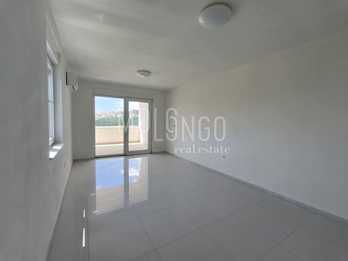 Appartamento/appartamento Novi Vinodolski, 1m2