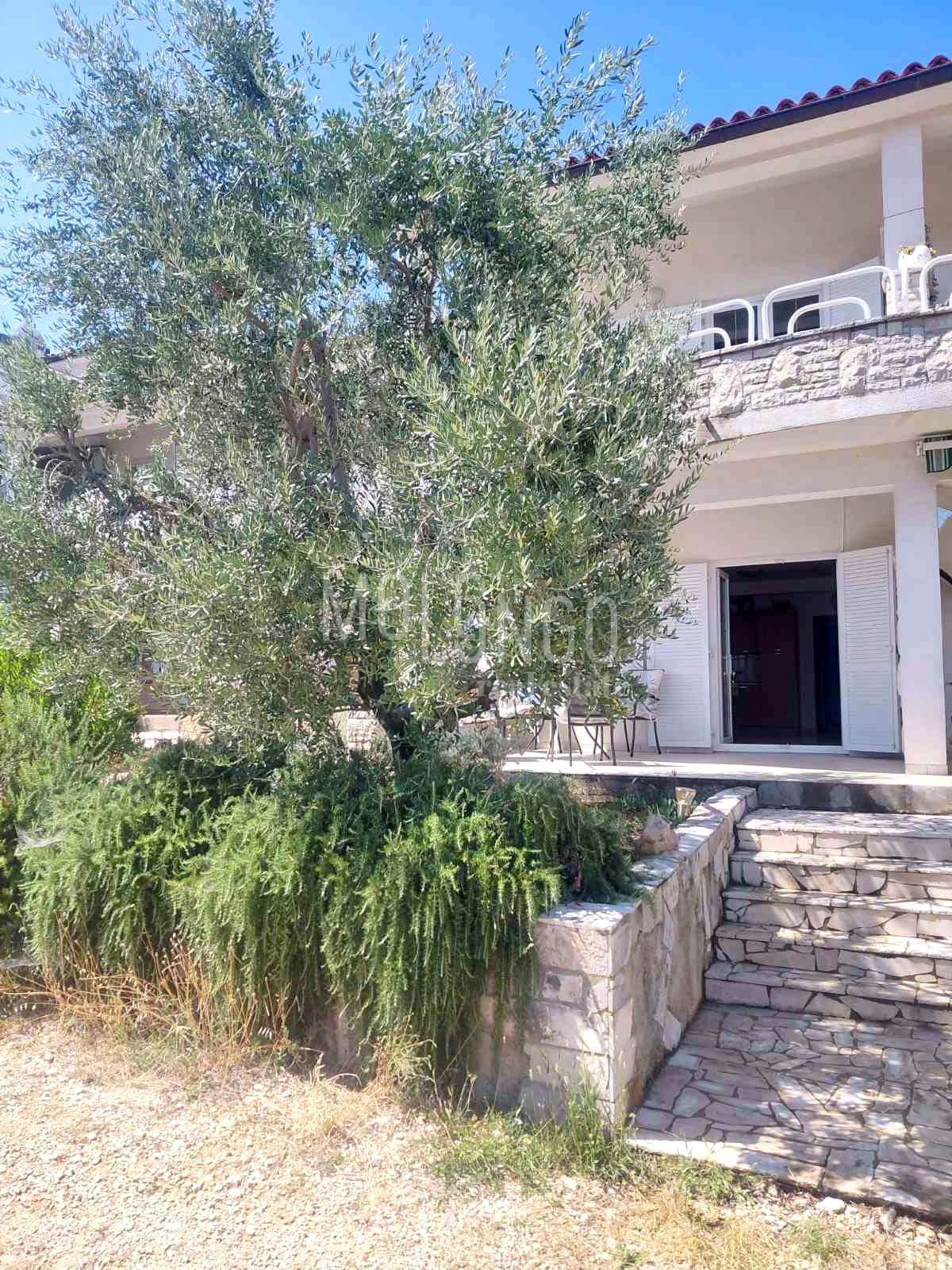 Appartamento/appartamento Duga Uvala, Marčana, 74,88m2