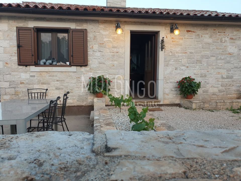 ISTRIA, BARBAN – Ottima opportunità: casa, appartamenti in fase di costruzione grezza e terreno agricolo in un contesto naturale.