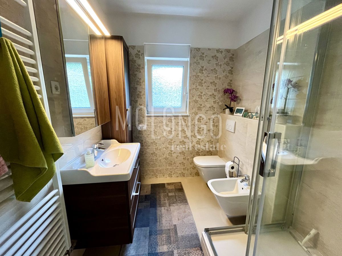 Appartamento/appartamento Kantrida, Rijeka, 101m2