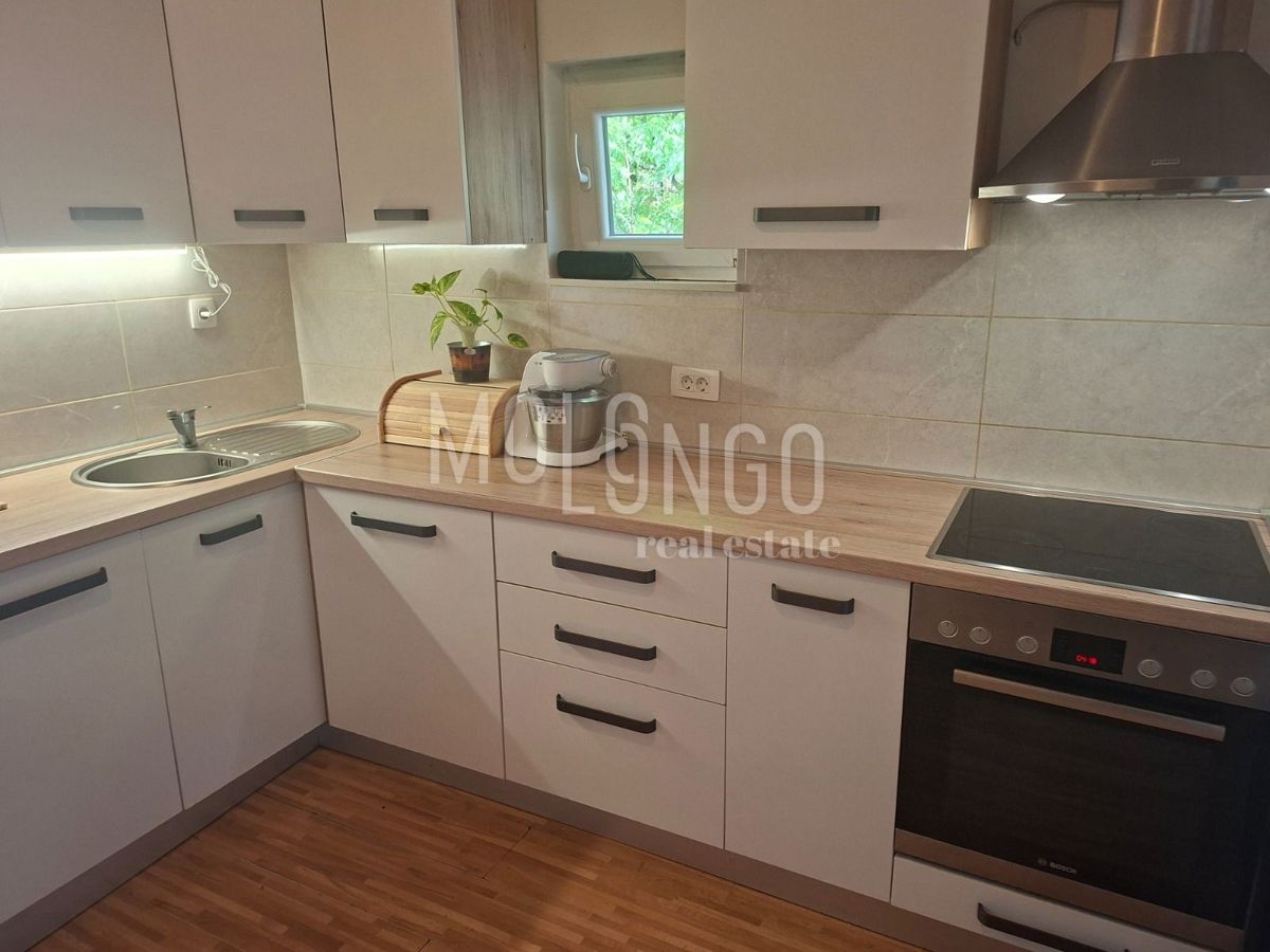 Appartamento/appartamento Viškovo, 65m2