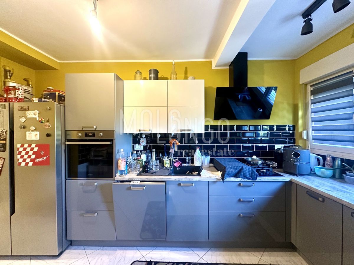 Appartamento/appartamento Kantrida, Rijeka, 83m2