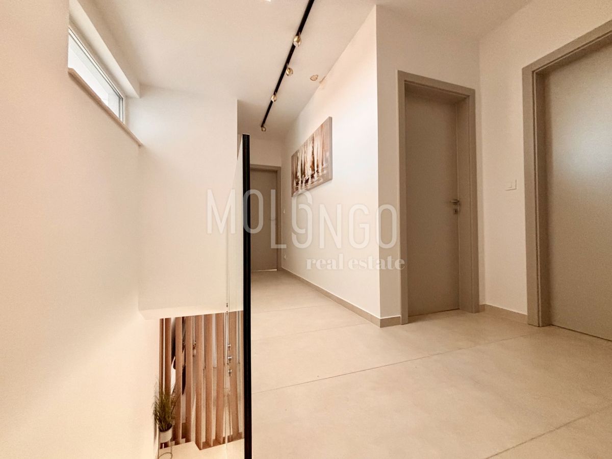 Casa Omišalj, 185m2