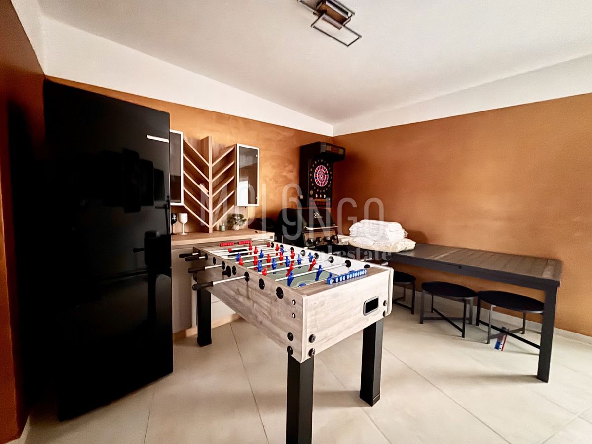 Casa Omišalj, 185m2