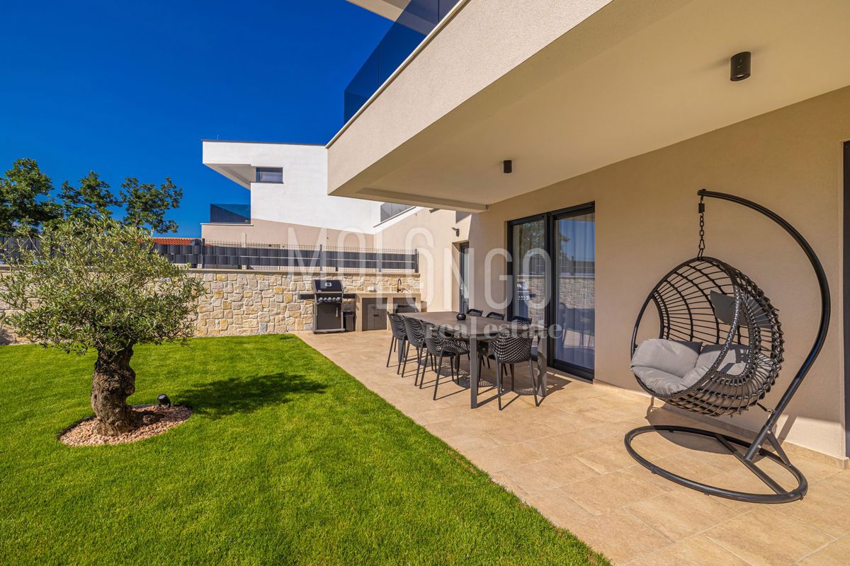 Casa Omišalj, 191m2