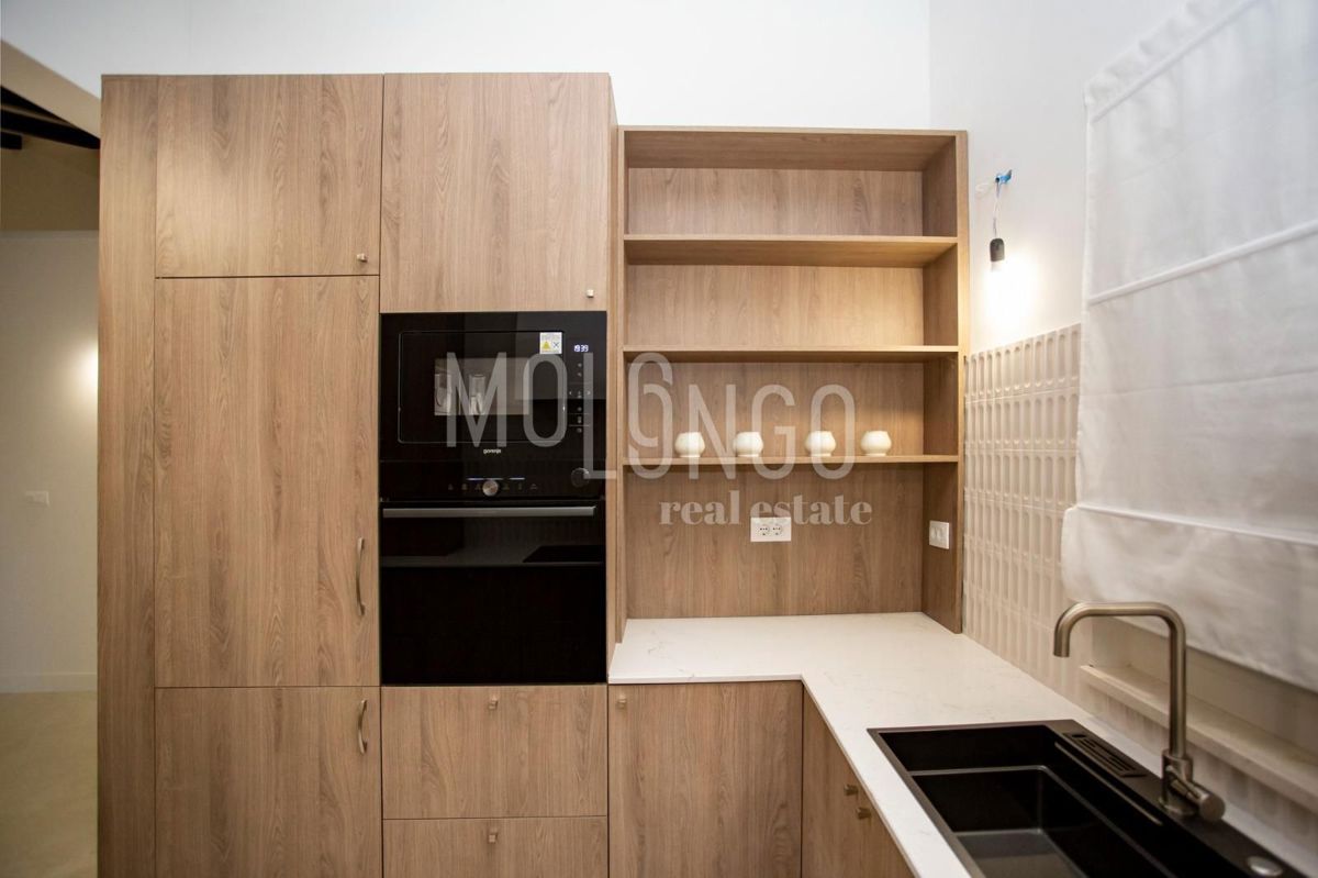 ISTRA, ROVINJ - Moderna prizemnica s bazenom