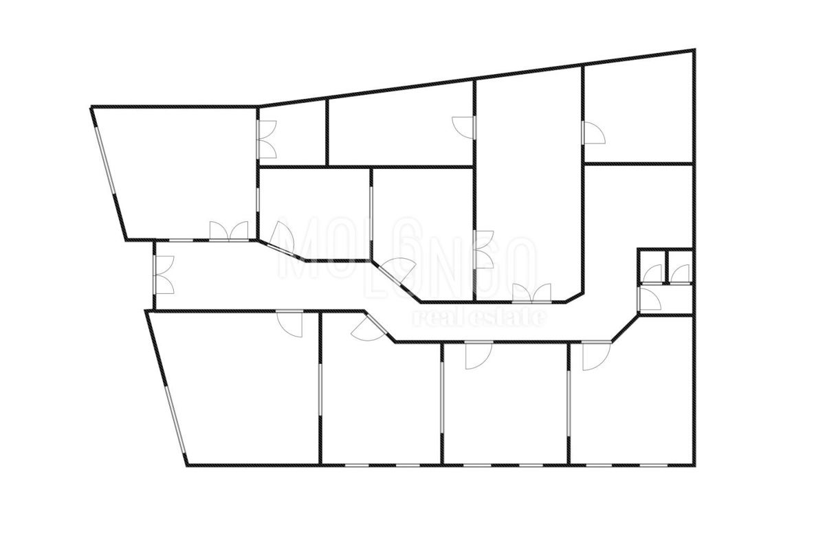 Commerciale Škurinje, Rijeka, 328m2
