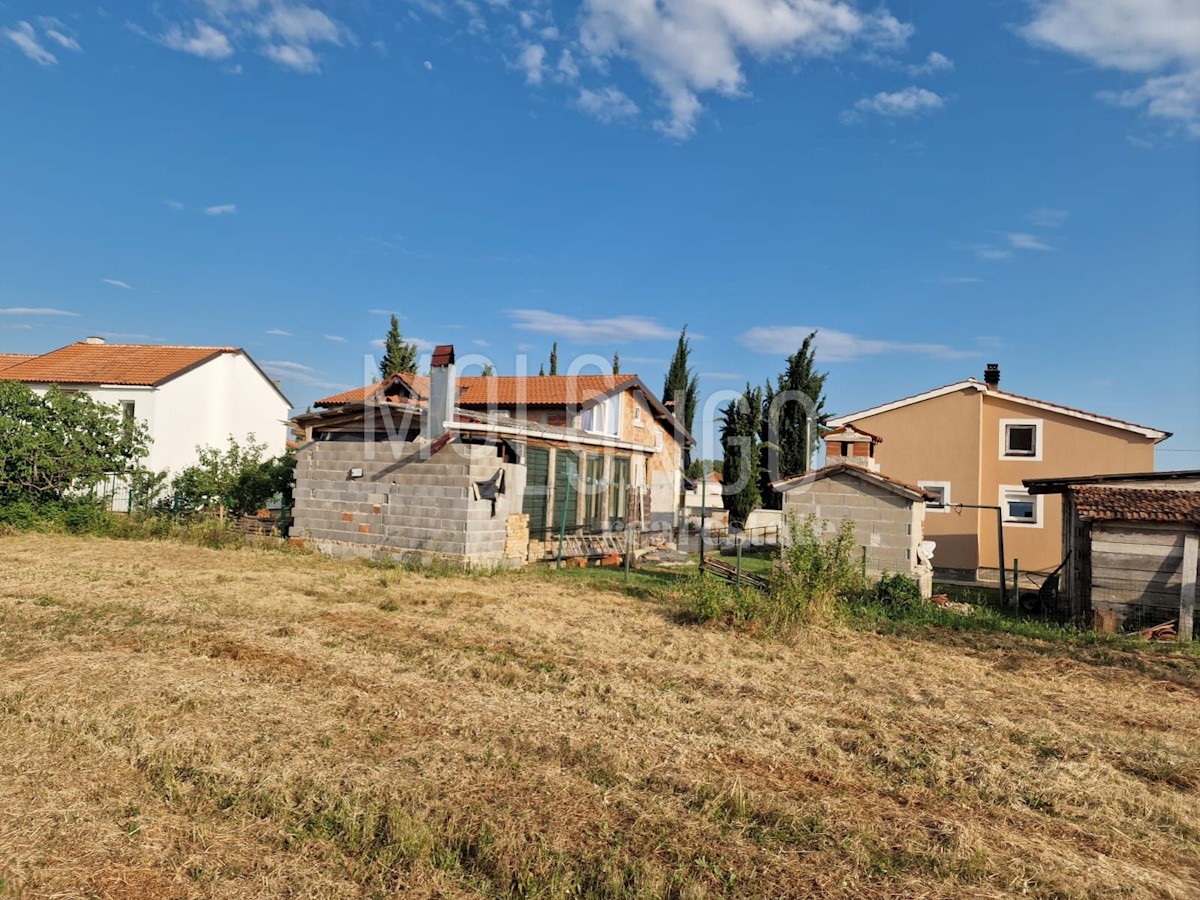 Terreno Poreč, 2.750m2