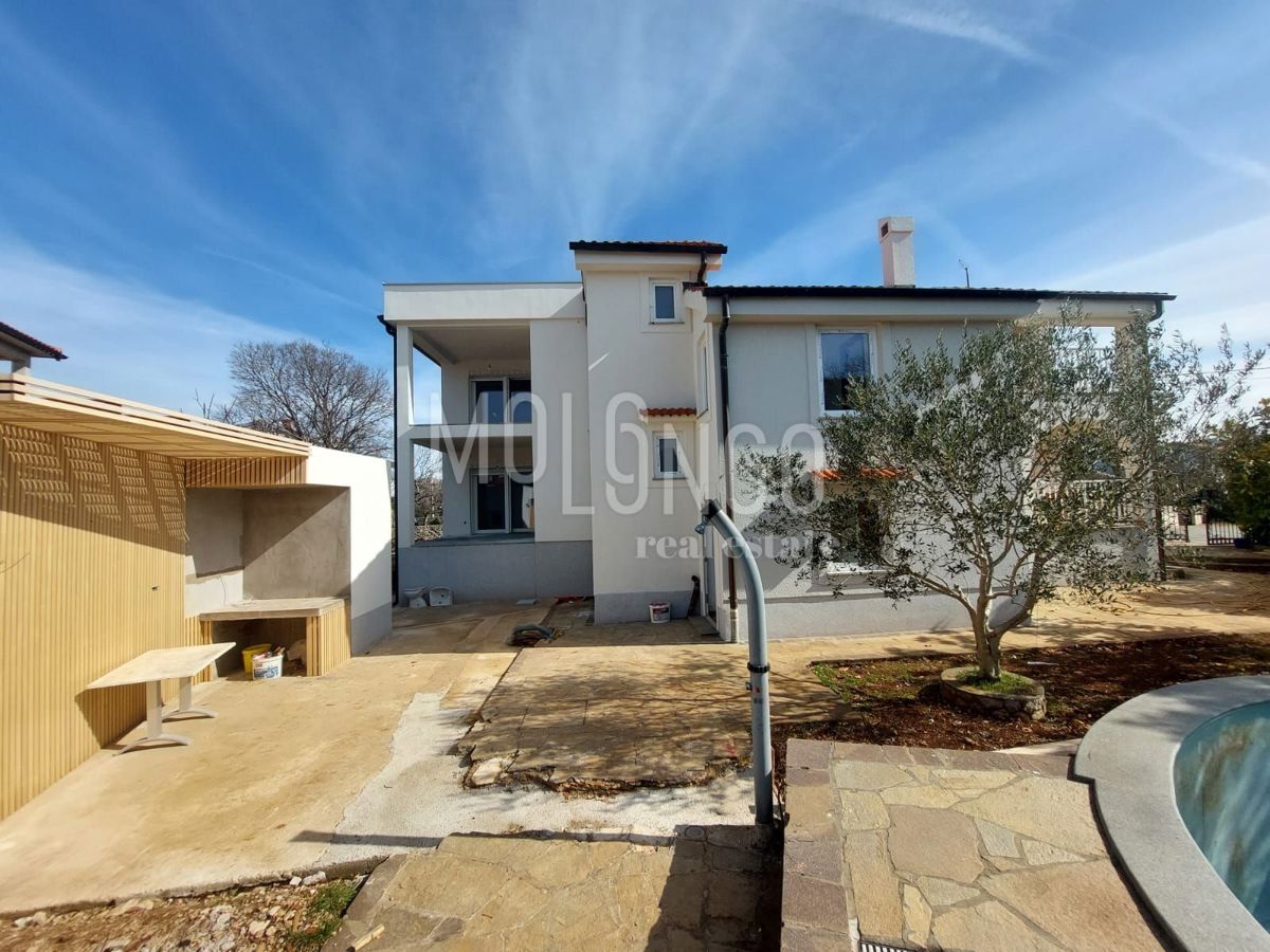 Appartamento/appartamento Kornić, Krk, 105m2