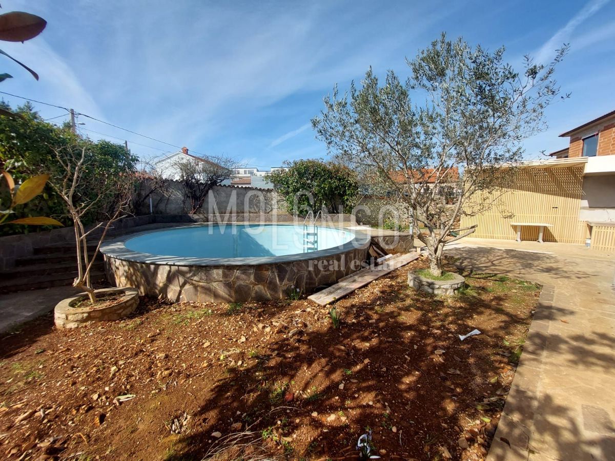 Appartamento/appartamento Kornić, Krk, 105m2