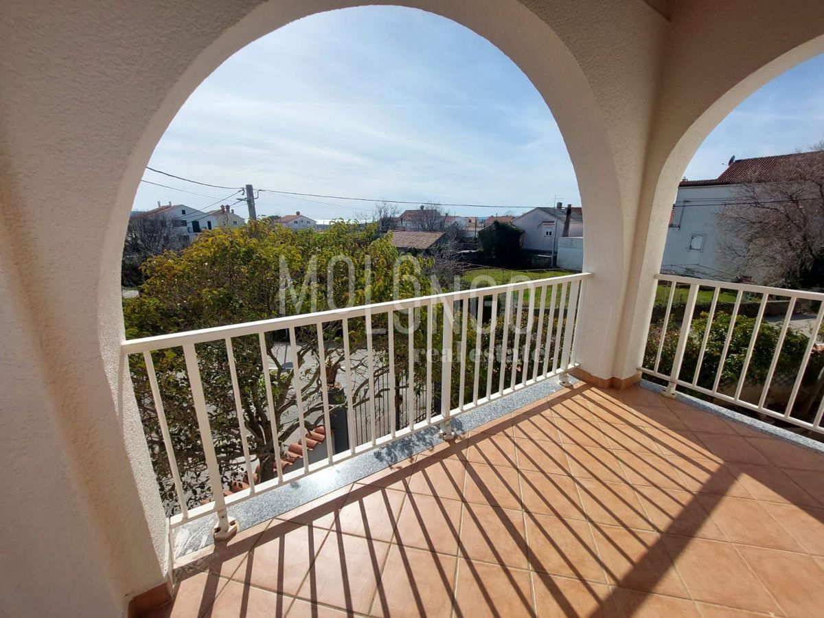 Appartamento/appartamento Kornić, Krk, 105m2