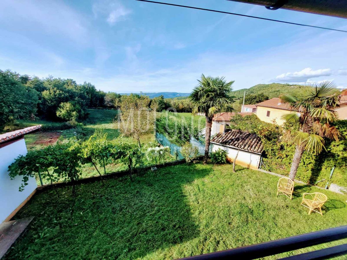 ISTRIA, MOTOVUN – Casa affascinante con grande potenziale
