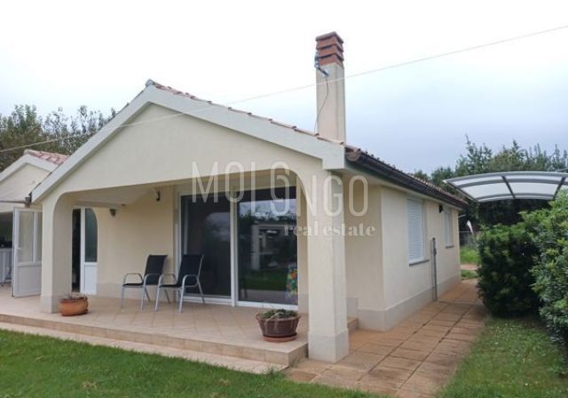 ISTRIA, LIŽNJAN Casa a 5 km dal mare