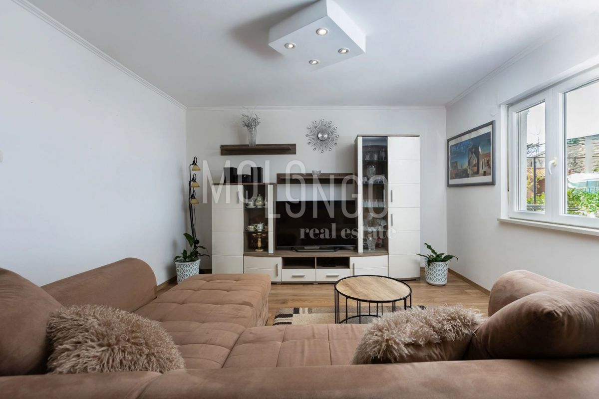 Appartamento/appartamento Škurinje, Rijeka, 82m2