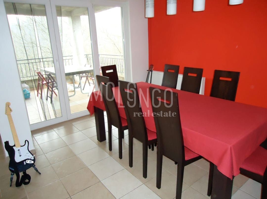Appartamento/appartamento Brešca, Matulji, 137,77m2