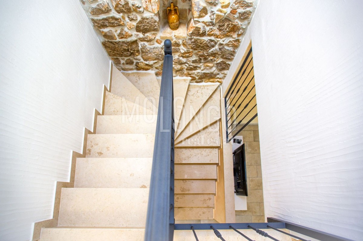 Casa Garica, Vrbnik, 145m2