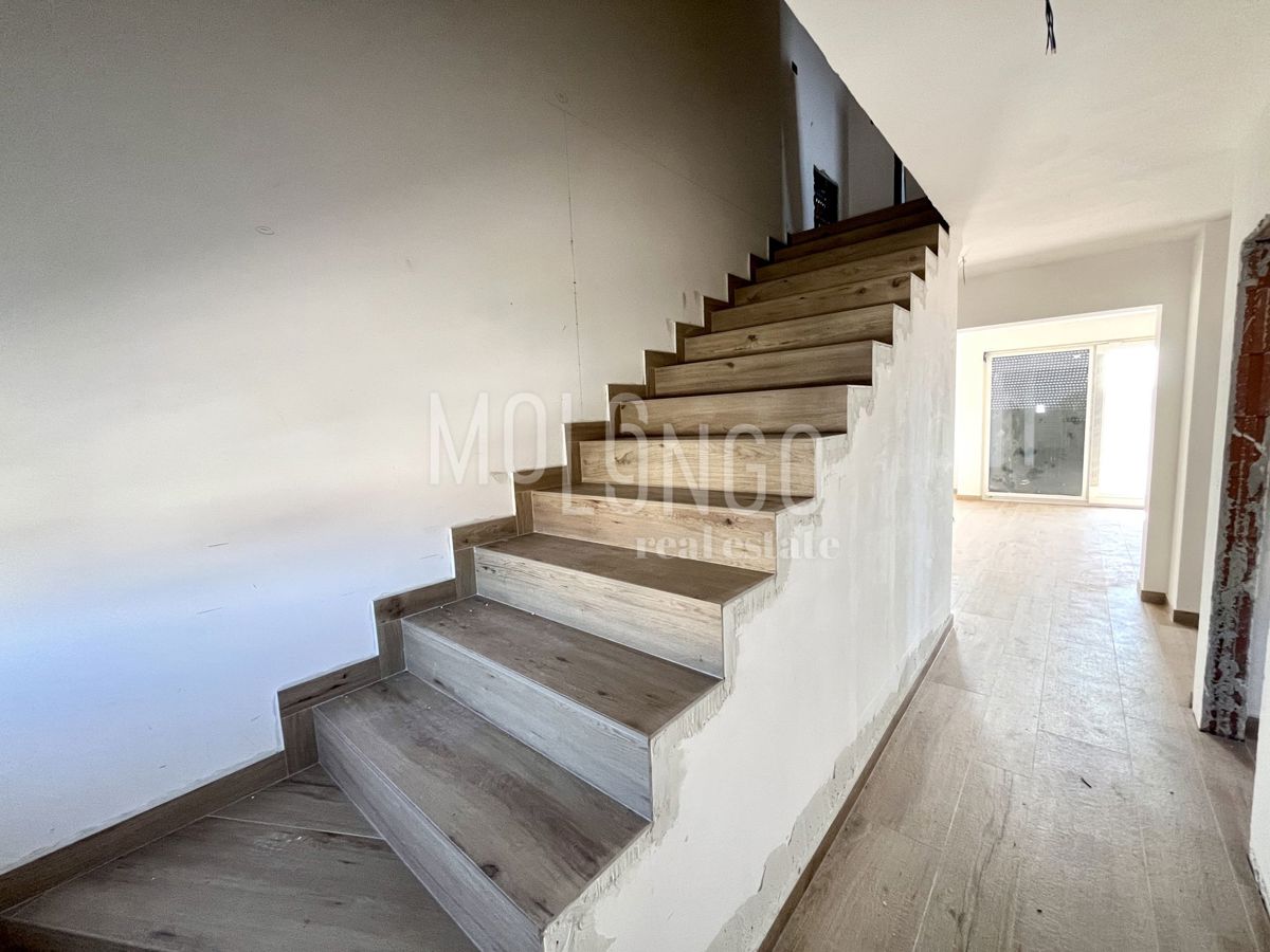 Appartamento/appartamento Marinići, Viškovo, 98,12m2