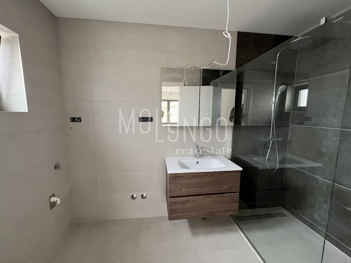 Appartamento/appartamento Novi Vinodolski, 116m2