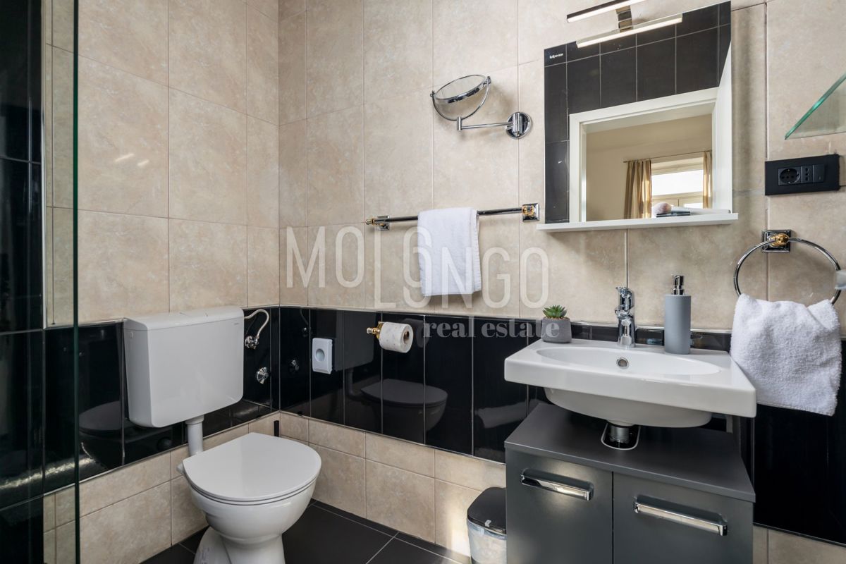 Appartamento/appartamento Sušak, Rijeka, 157m2